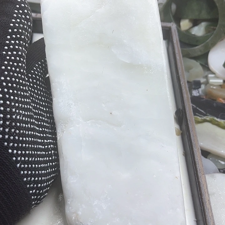 和田玉（糖玉）和田玉边角料9K金镶嵌孝*先