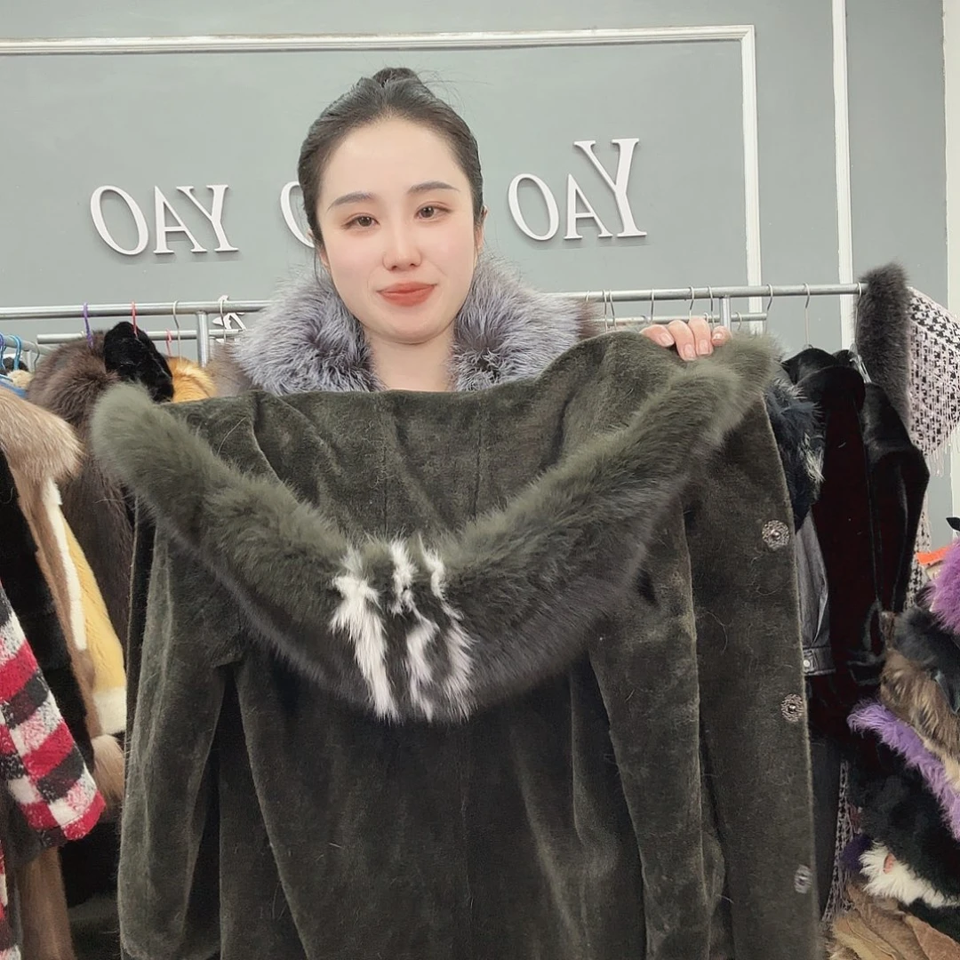 姚小妖家高端皮草