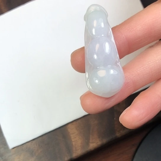 翡翠未镶嵌颈饰缅甸A货，每天下午1点半开播