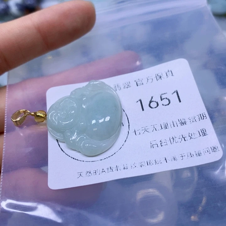 翡翠未镶嵌颈饰翡翠