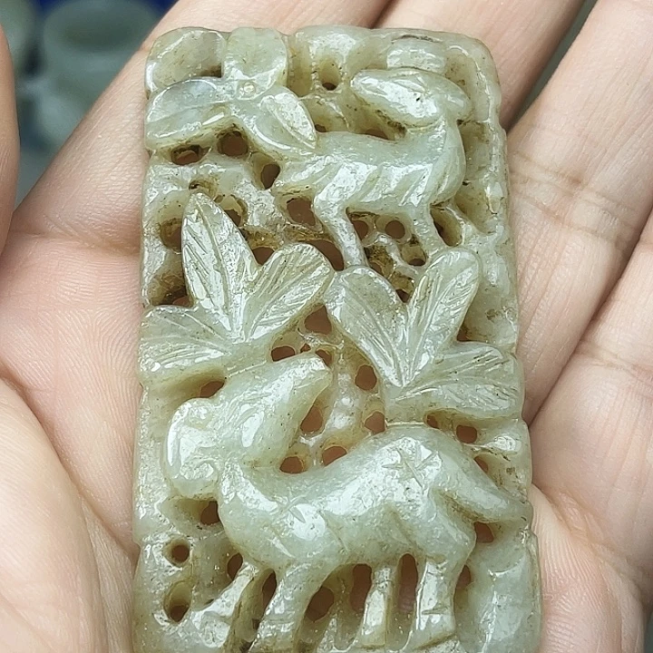 和田玉（青白玉）未镶嵌颈饰