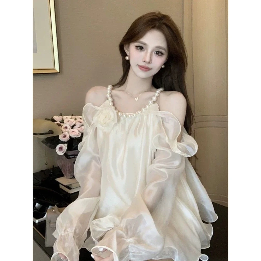 立体花朵珍珠挂脖露肩仙女漂亮超好看衬衫2025法式复古设计感衬衣