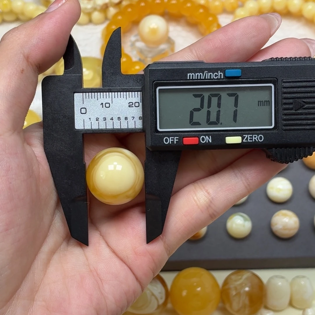 琥珀未镶嵌颈饰俄料浓蜡大眼睛单珠20mm