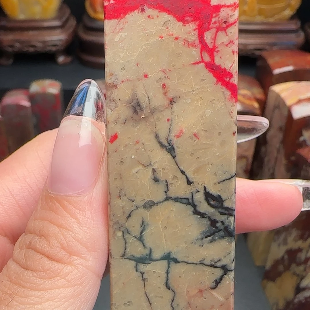 丽***森昌化石昌化鸡血石