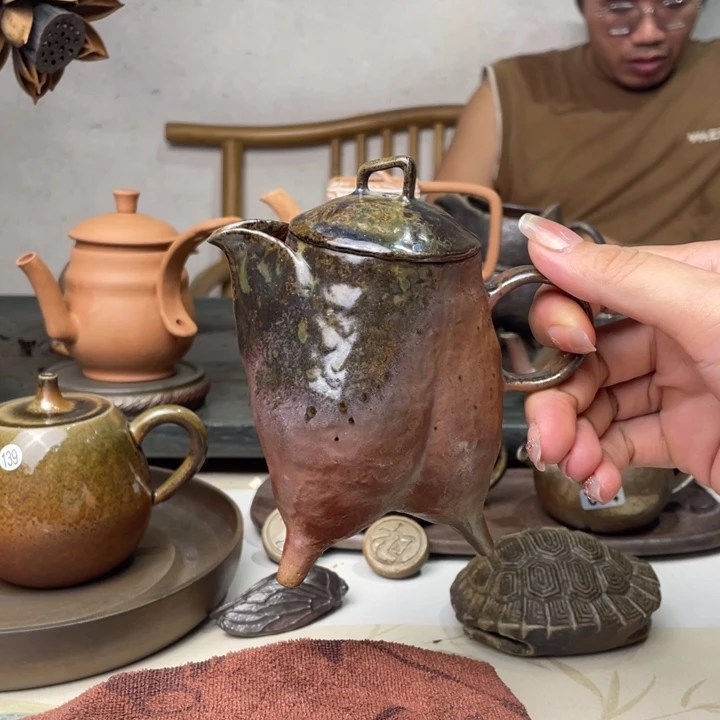 鲨*马柴烧坭兴陶手捏
