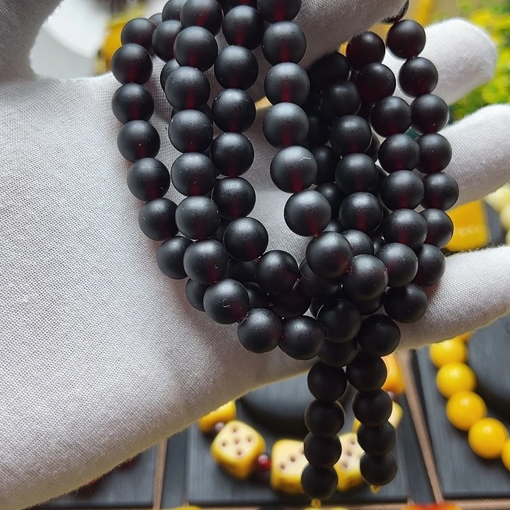 琥珀未镶嵌颈饰吊坠