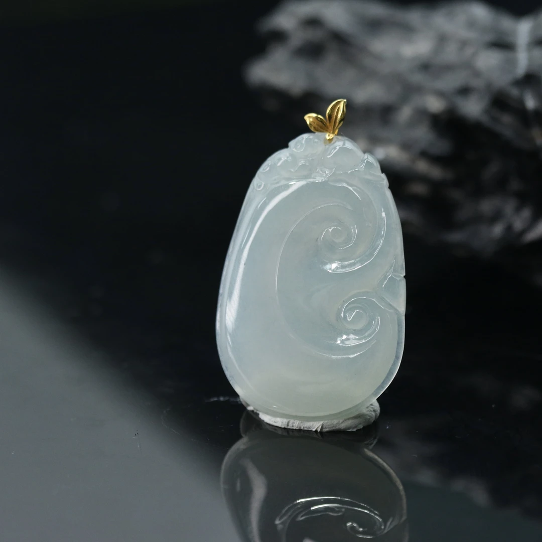 30天然缅甸翡翠A货18k如意/300388/上海嘉禾拍卖