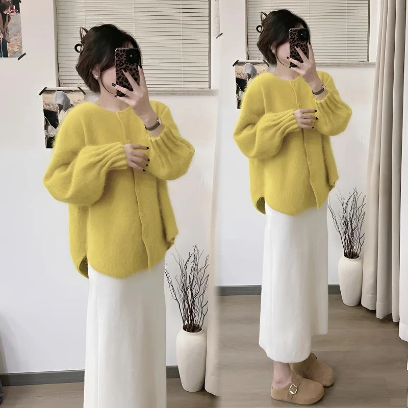 2025秋冬新款软糯针织开衫上衣搭杏色半身裙套装简约优雅文艺