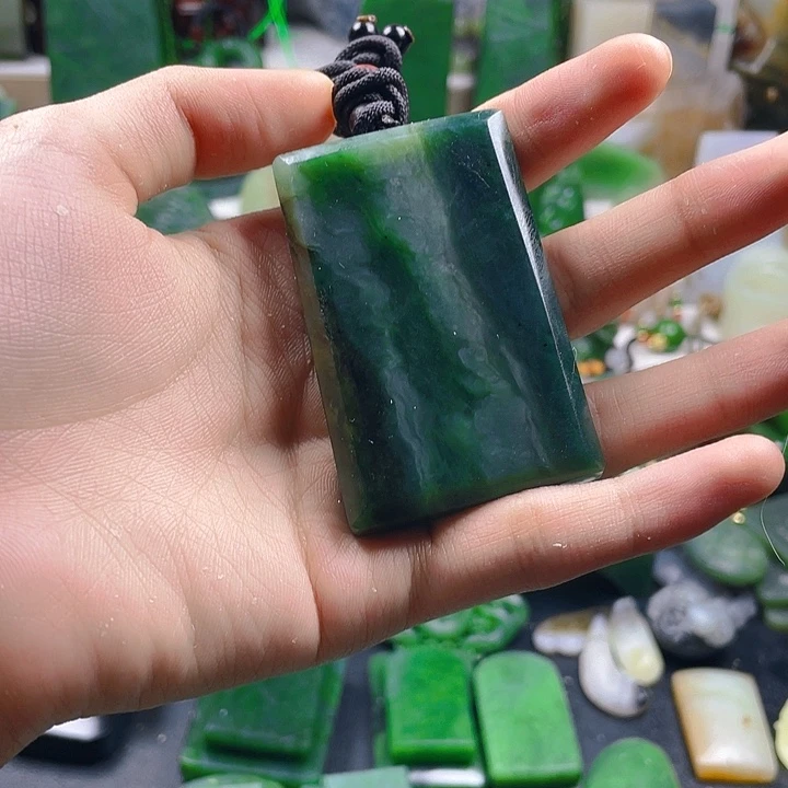 未镶嵌和田玉挂件