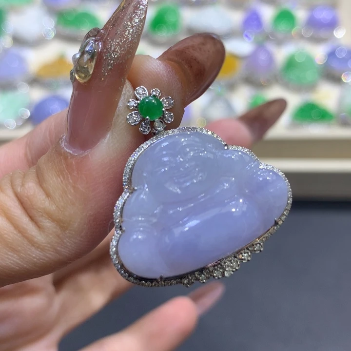 翡翠颈饰18K金镶嵌翡翠