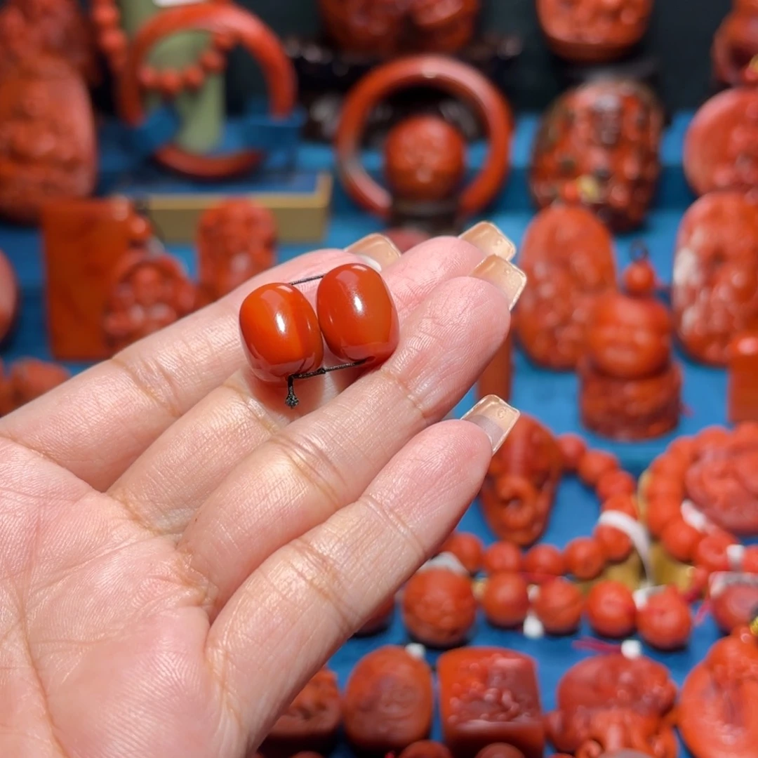 南红玛瑙雕刻未镶嵌