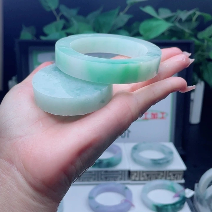 定制翡翠未镶嵌咨询