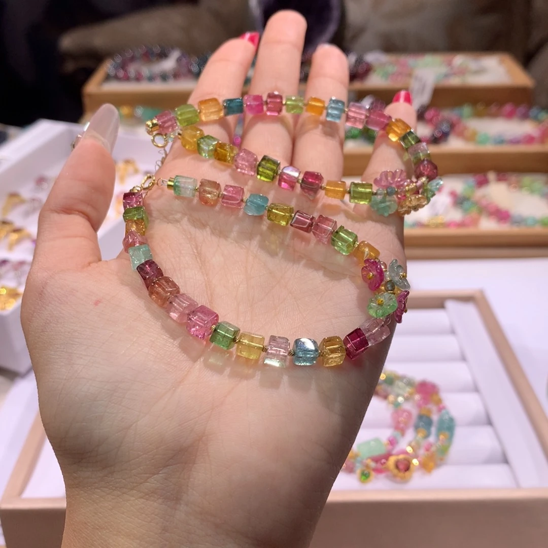 未镶嵌多样性发货其一碧玺