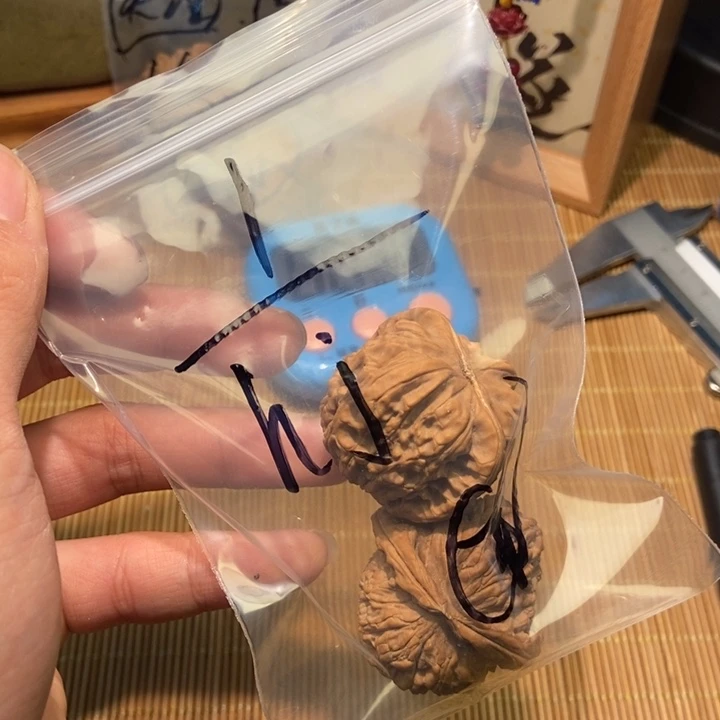 h***j文玩核桃吊坠bbbb