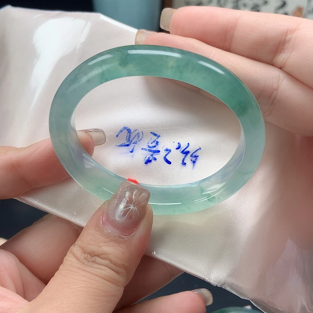 流***连翡翠未镶嵌手镯手镯