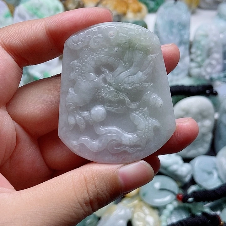 翡翠未镶嵌吊坠(不含链)1