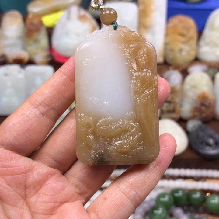 颈饰未镶嵌和田玉