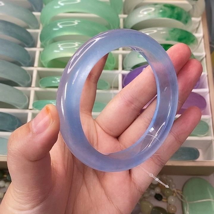 石英质玉未镶嵌手镯