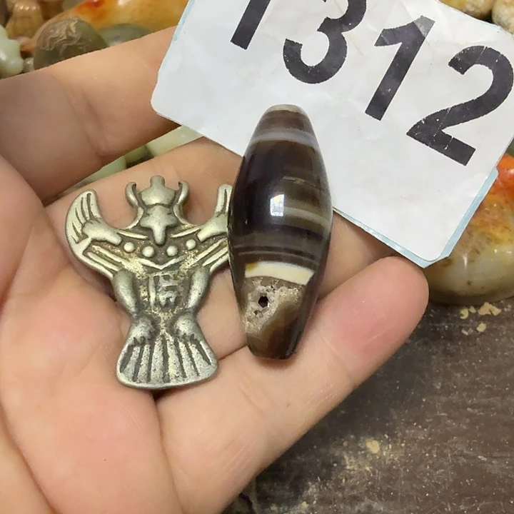 未镶嵌颈饰玛瑙/玉髓