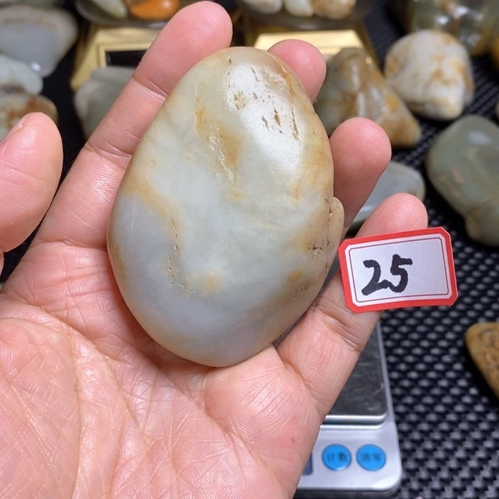 未镶嵌和田玉把件25