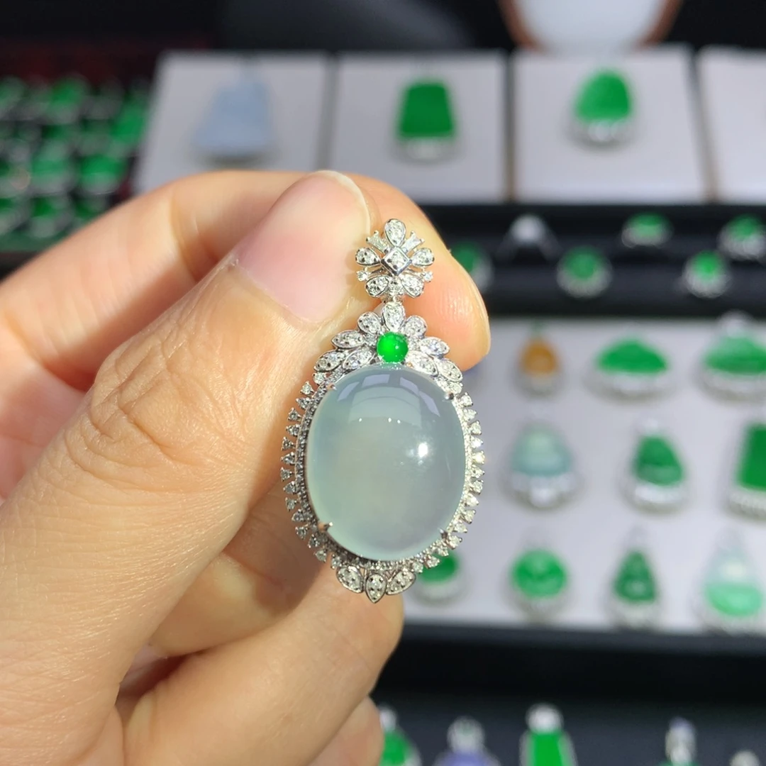 翡翠18K金镶嵌吊坠(不含链)