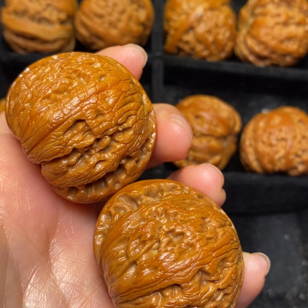 文玩核桃把件秦岭核桃