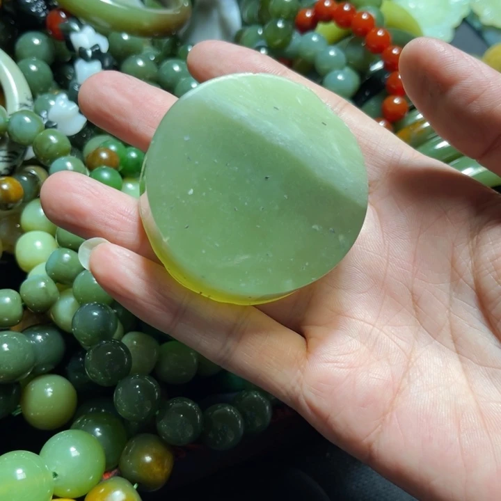 蛇纹石玉未镶嵌手链