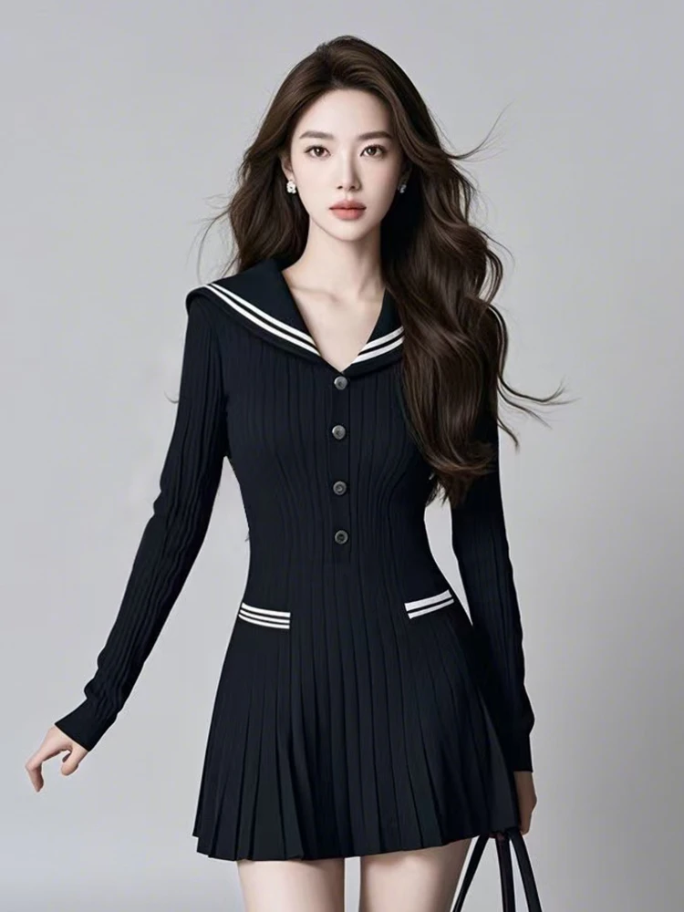 早秋季新款法式名媛高端小洋装气质连衣裙黑色海军领针织修身短裙