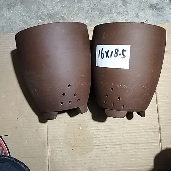 紫砂三角两个紫泥