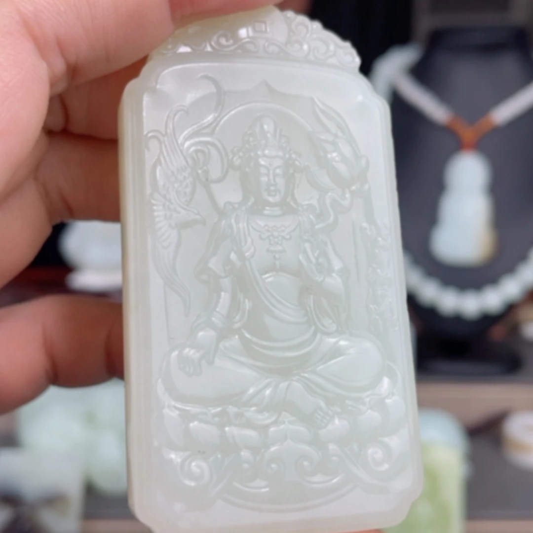 【闪购商品】颈饰未镶嵌和田玉