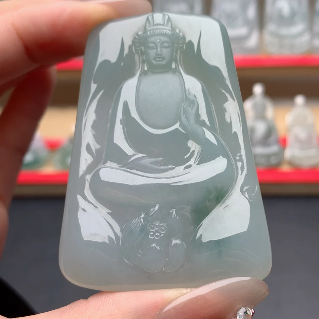 翡翠未镶嵌颈饰素衣观音