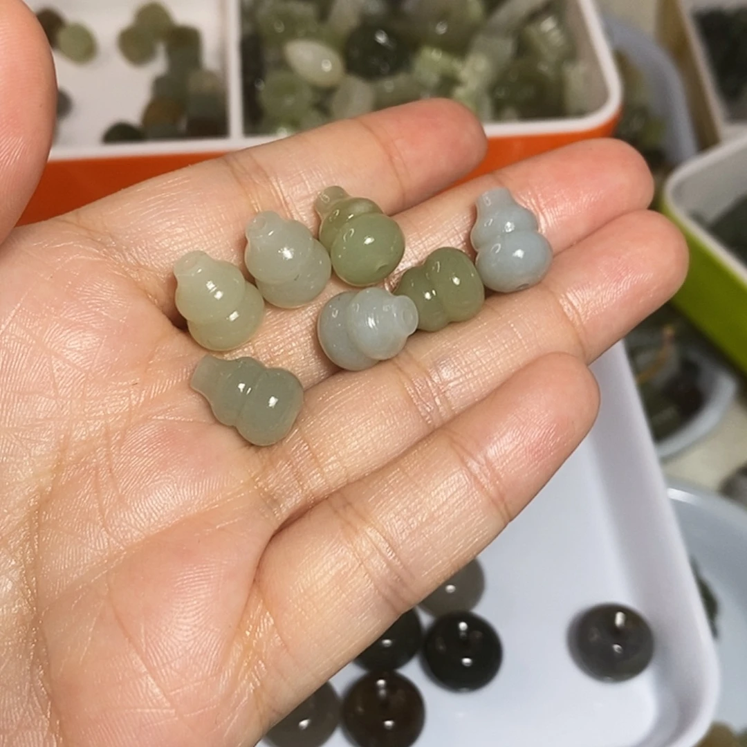 和田玉未镶嵌手链瑕疵品有棉有水线不退不换