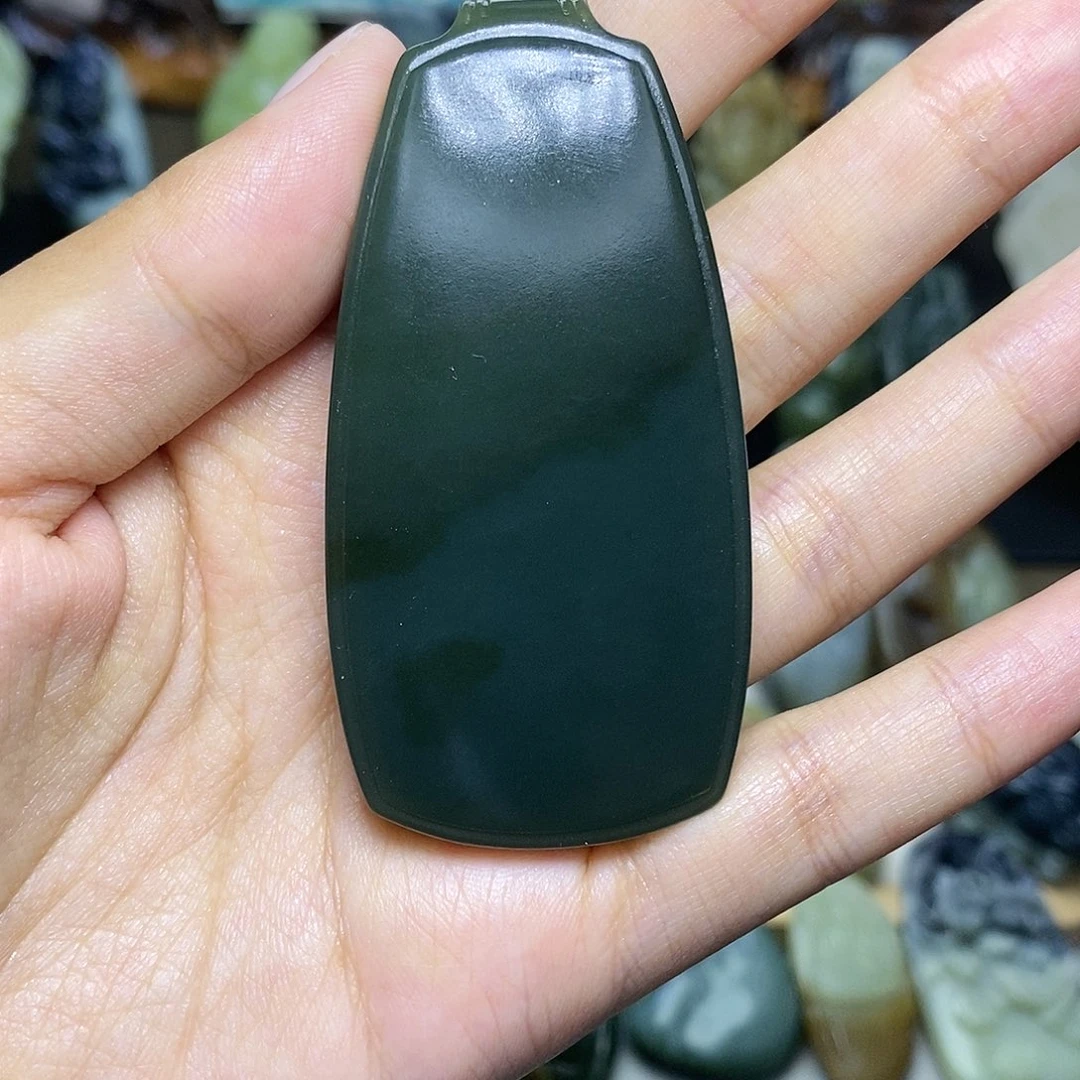 【闪购商品】颈饰未镶嵌和田玉