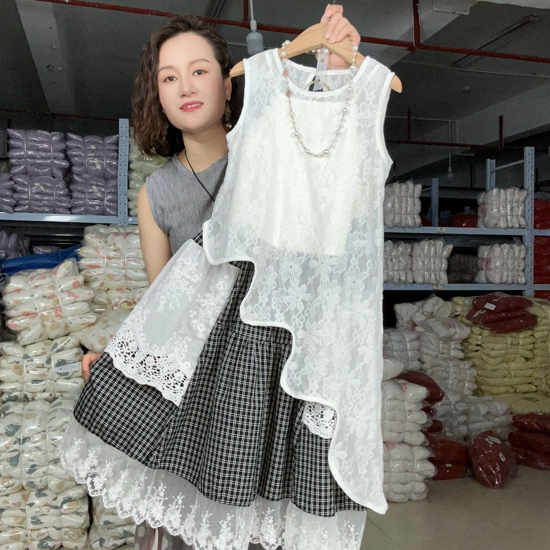 女童夏装套装2025夏季新款儿童韩系蕾丝罩衫内搭格子半身裙三件套
