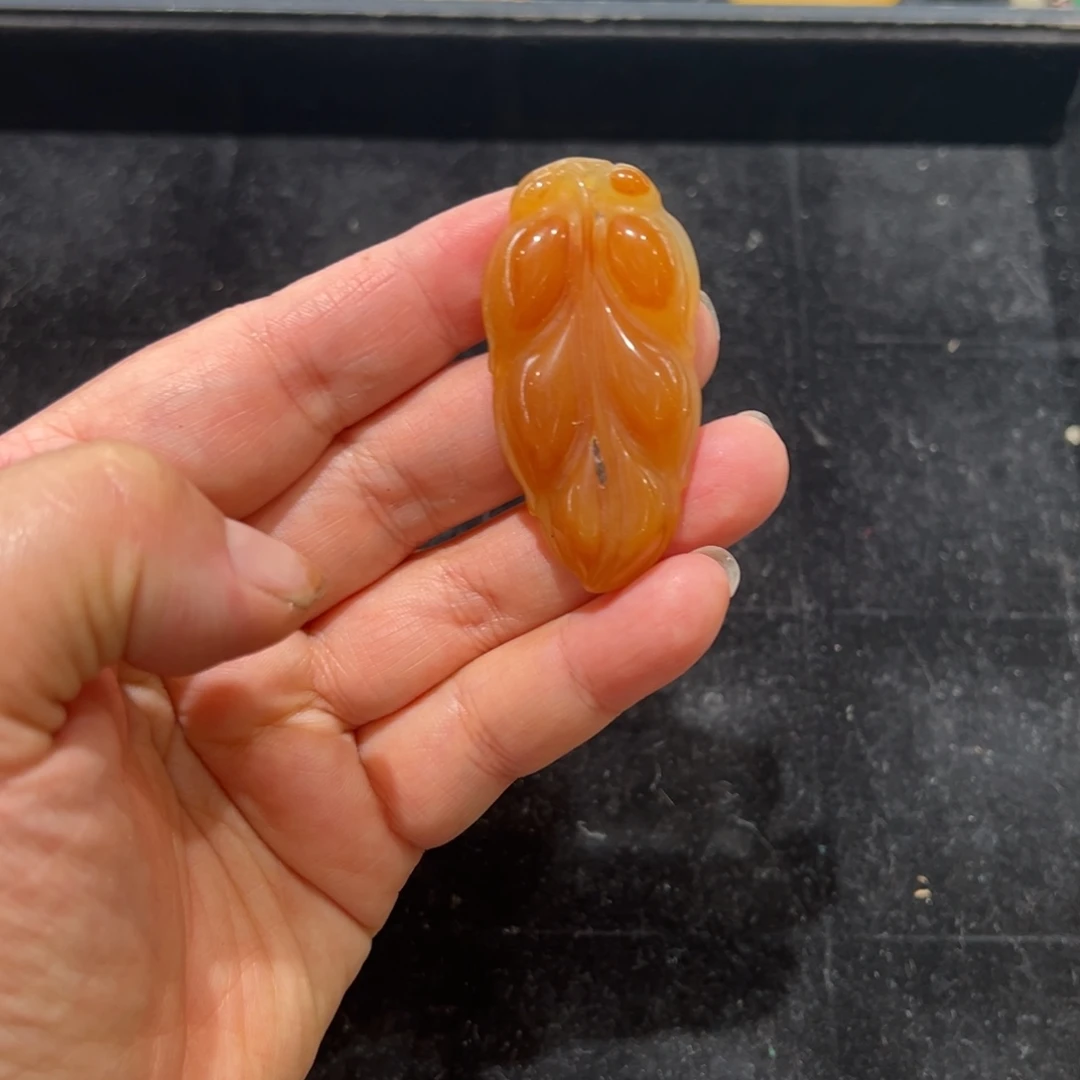 石英质玉（非洲翠）未镶嵌颈饰