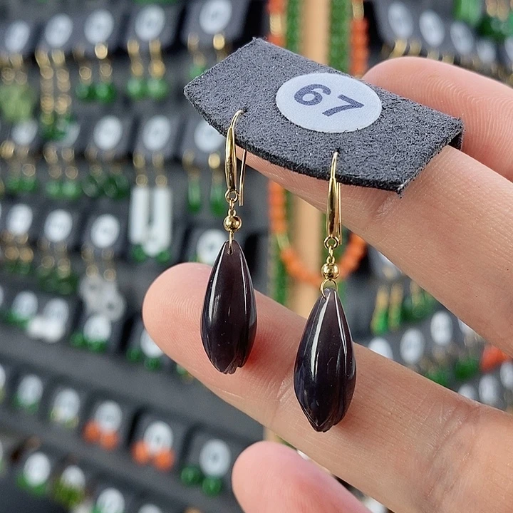 和田玉耳饰18K金镶嵌