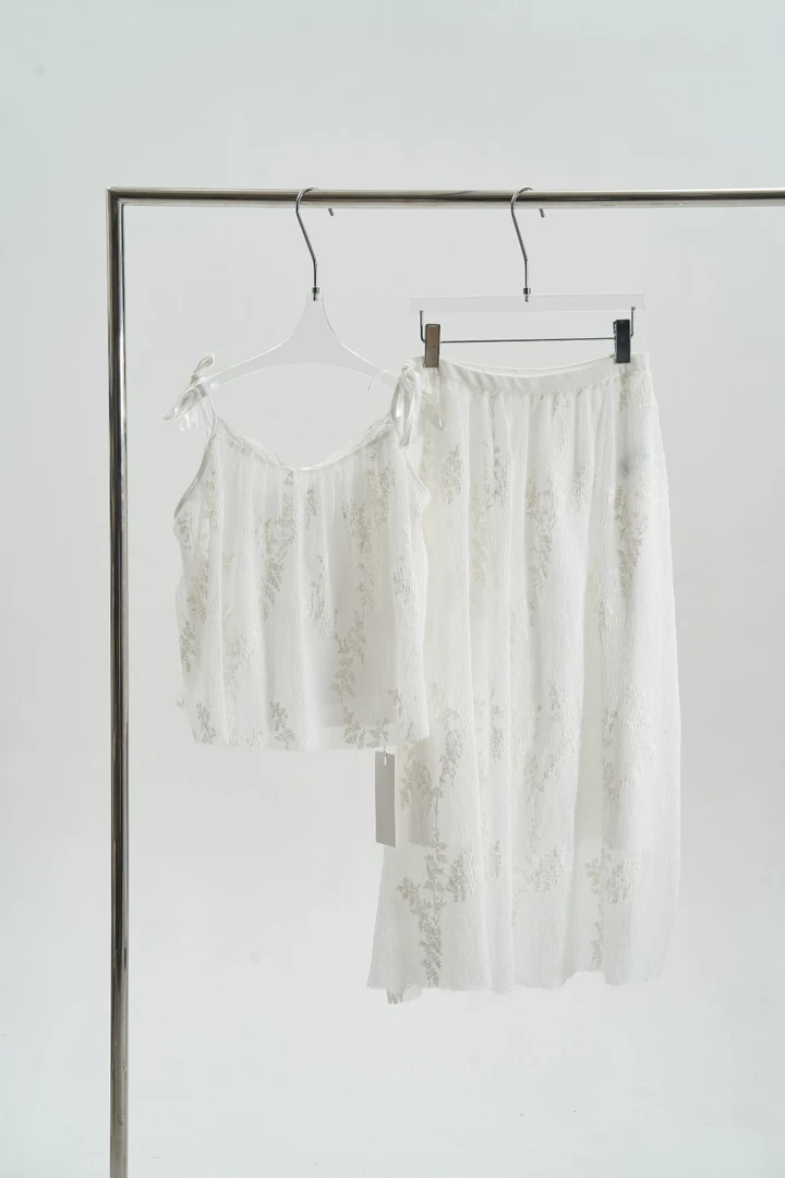 HTT小众设计感原创百搭吊带上衣半身裙套装5206265