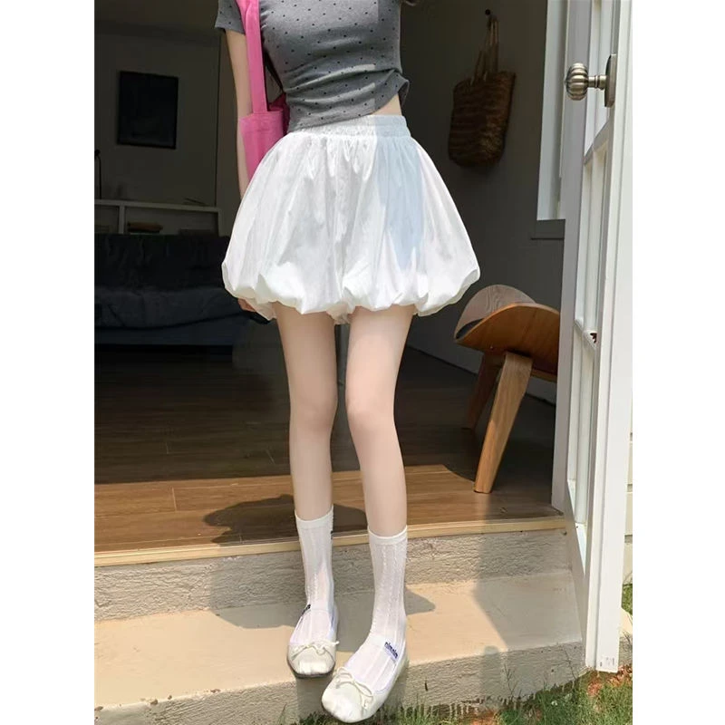 白色月光半身花苞短裙裤子度假云朵蓬蓬A字女夏季灯笼洋气防走光