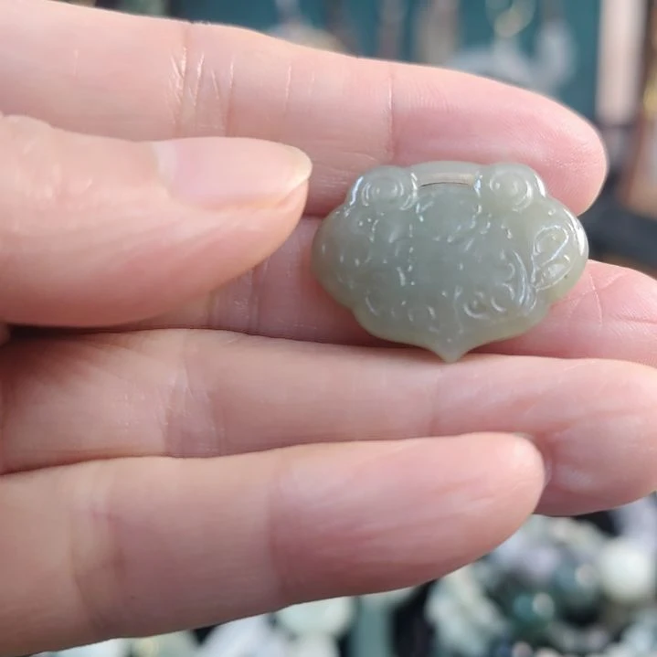 和田玉（青玉）未镶嵌挂件