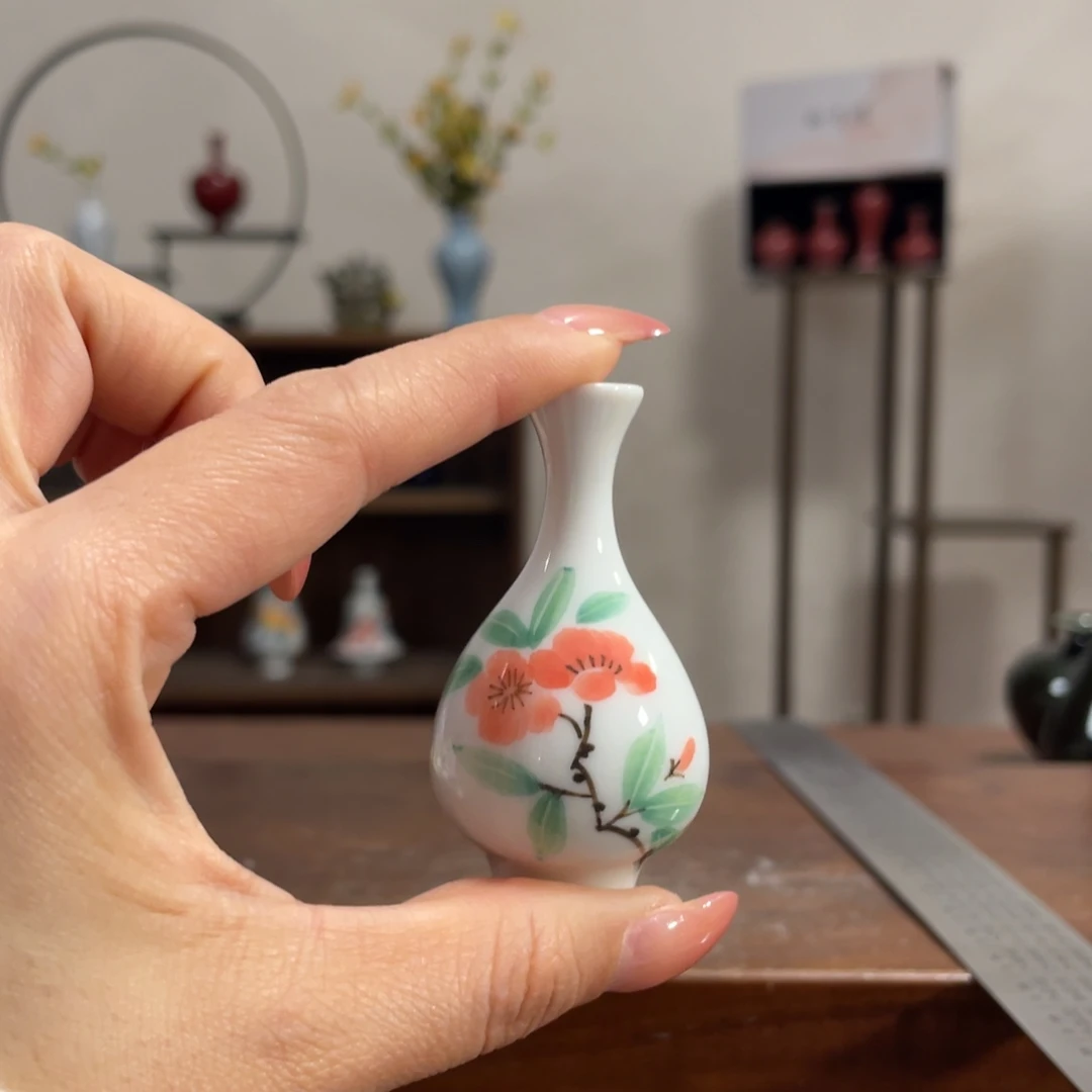 景德镇陶瓷小花瓶