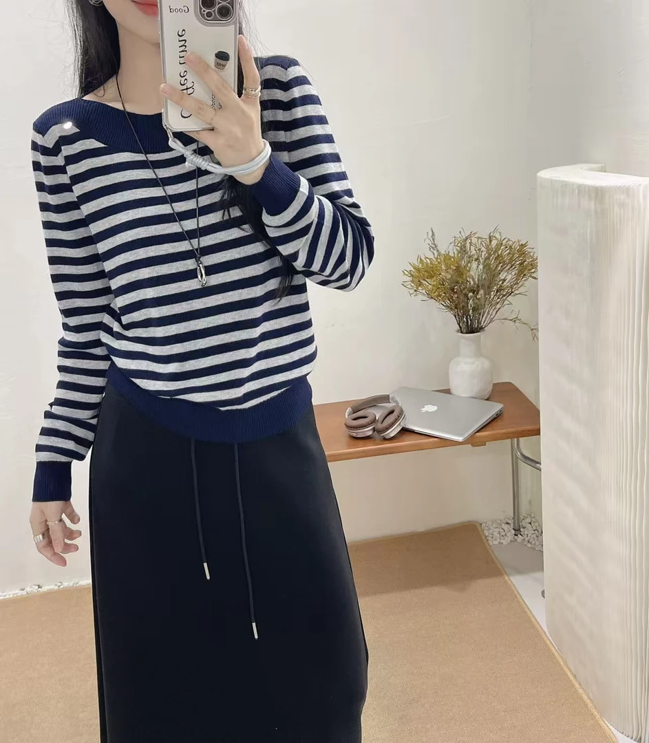 【OZZ—6326】短款长袖女打底衫常规毛针织衫通勤针织