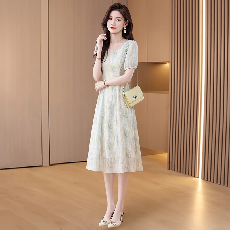拉夏贝尔轻奢小众高级感女装十三行爆款雪纺方领连衣裙子2025夏季