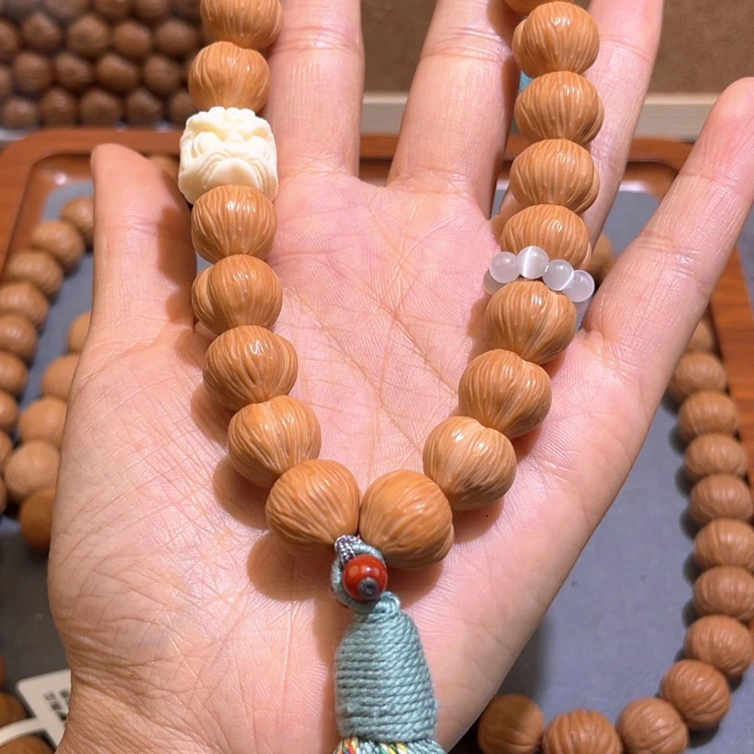 猴头核桃手串?**?屁桃精品手持