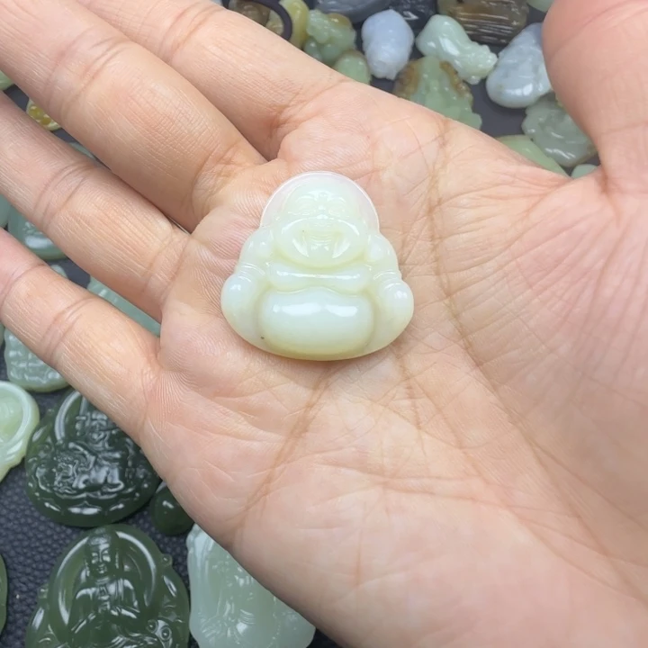 和田玉未镶嵌颈饰28佛公