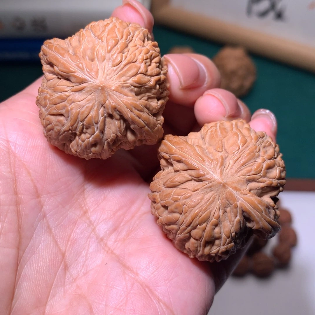 文玩核桃把件磨盘