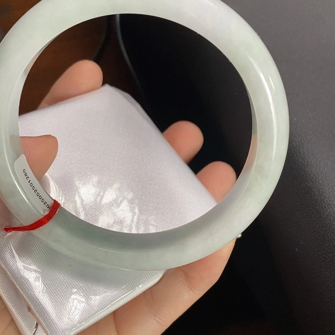 未镶嵌手镯翡翠66圈