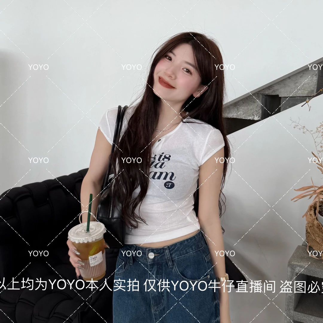 YOYO自制【字母纽扣】夏季显瘦修身辣妹百搭印花短袖上衣