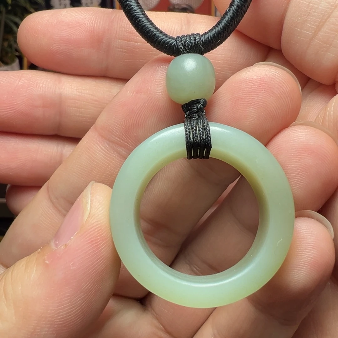 和田玉（糖玉）未镶嵌挂件