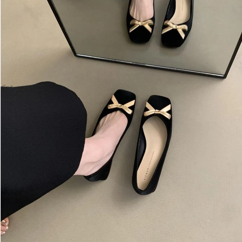 女士方头浅口单鞋女中跟春秋新款韩版法式气质温柔仙女粗跟晚晚鞋