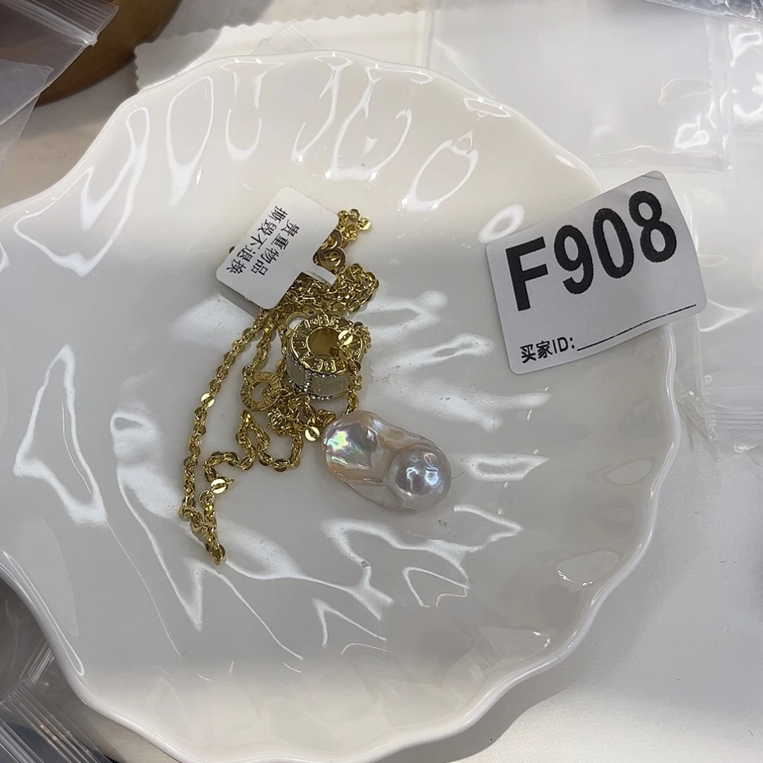 淡水珍珠合金颈饰